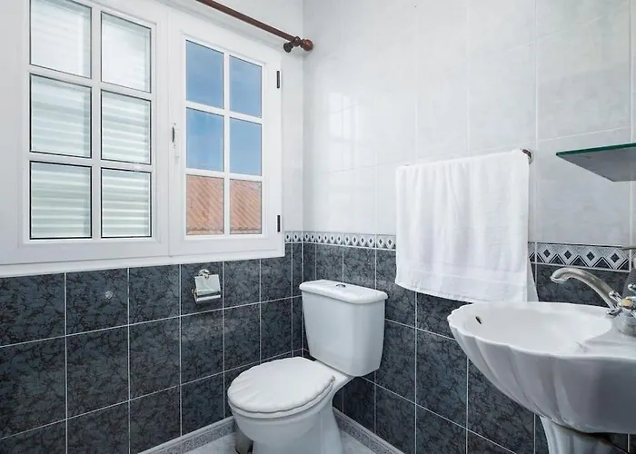 Apartment Dalveen Lagoa (Azores)